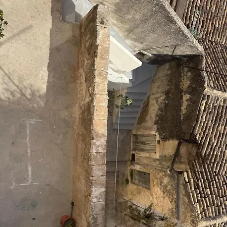 La Grotta Mutycense
